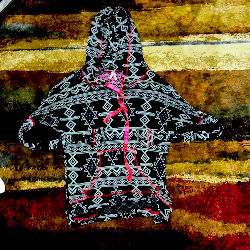 XS Gimmicks BKE Aztec lightweight hoodie
